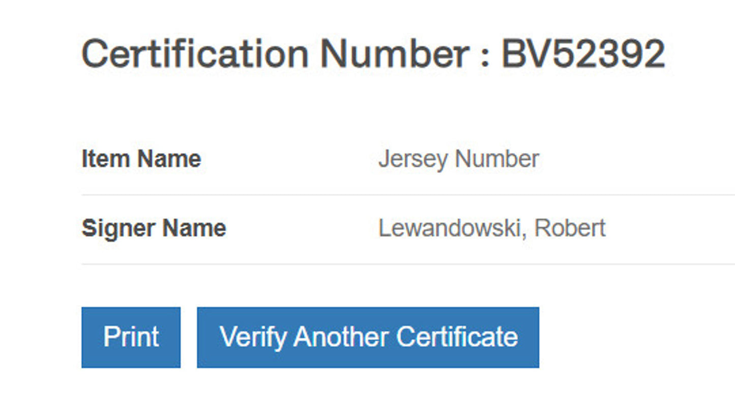 Robert Lewandowski Signed Jersey Framed W/ Beckett BAS COA FC Bayern Munich Blue