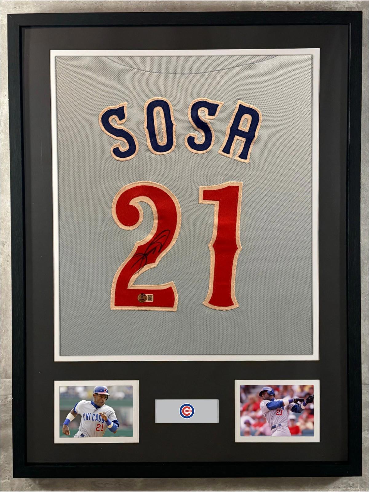 Sammy Sosa Signed Jersey Framed W/ Beckett BAS COA Chicago Cubs Gray Auto