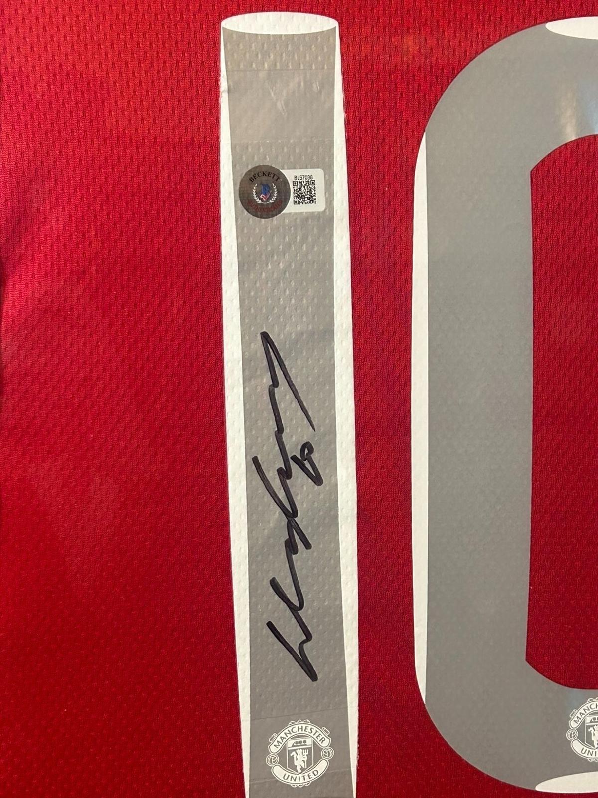 Wayne Rooney Signed Jersey Framed W/ Beckett BAS COA Manchester United Red Auto